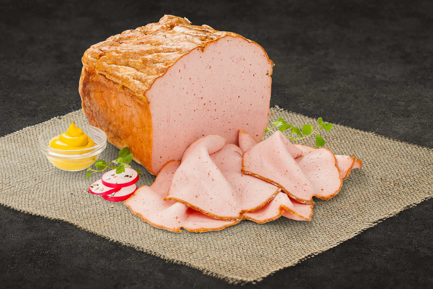 Leberkäse geschnitten