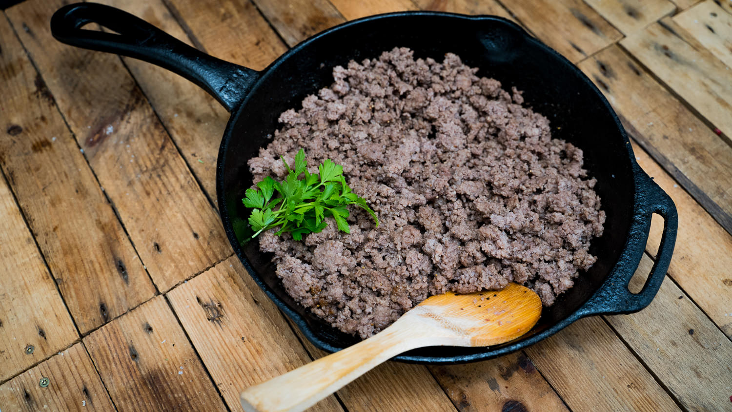 Hackfleisch gemischt vom Rind und Schwein