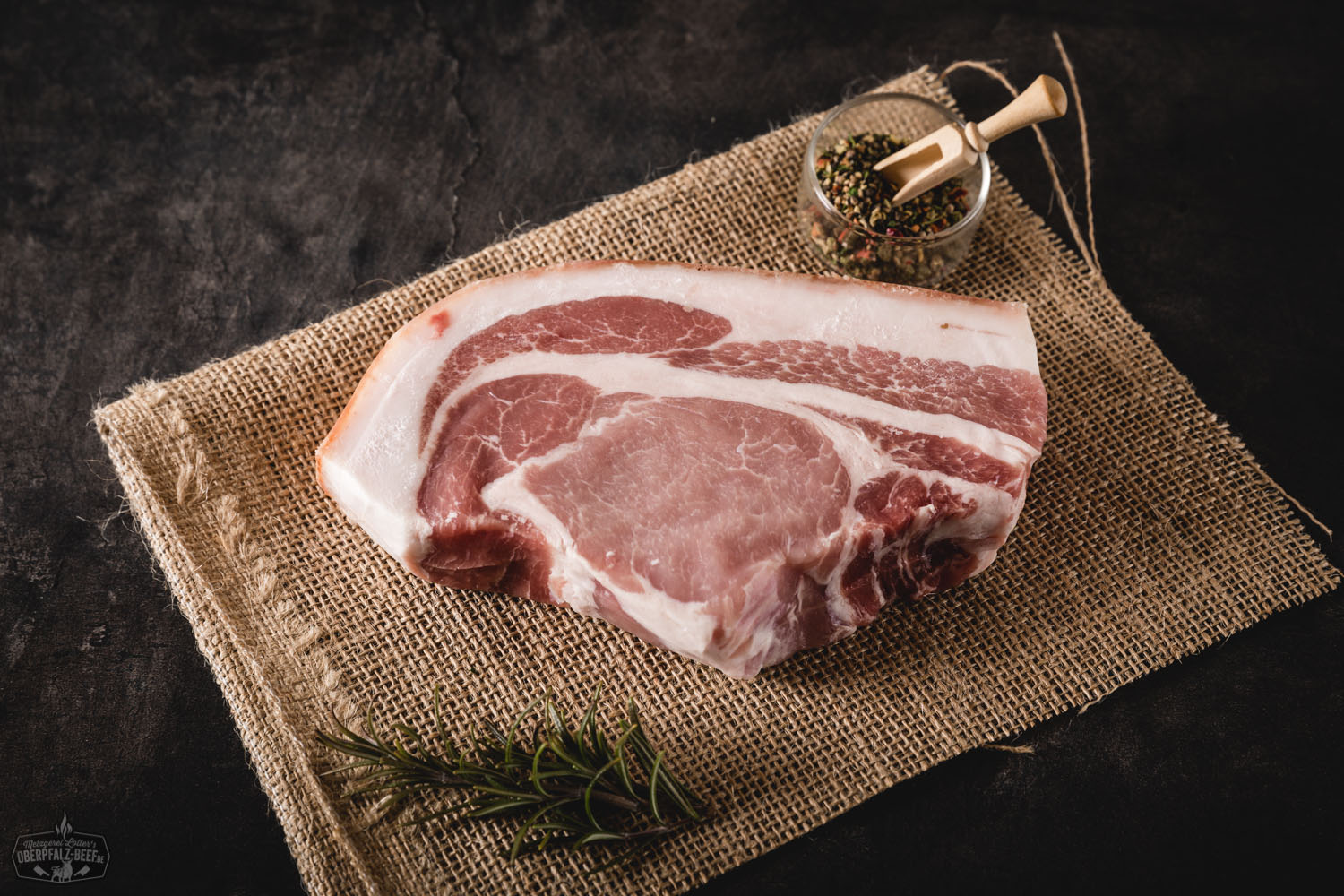 Entrecôte Steak Dry Aged vom Oberpfälzer Landschwein – Perfekt gereiftes, marmoriertes Steak mit intensiven Aromen, ideal für Grill oder Pfanne. Hochwertiges Fleisch aus nachhaltiger, regionaler Aufzucht in der Oberpfalz.